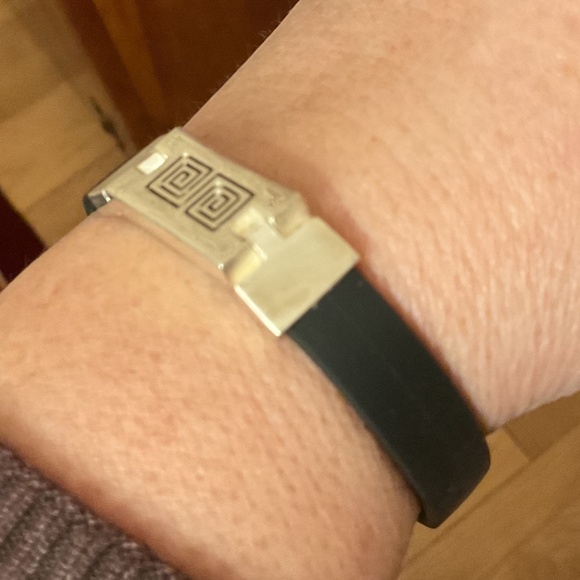 NWOT Sterling Silver 925 Greek Key Design Black Silicone Strap Unisex Bracelet - Picture 3 of 7